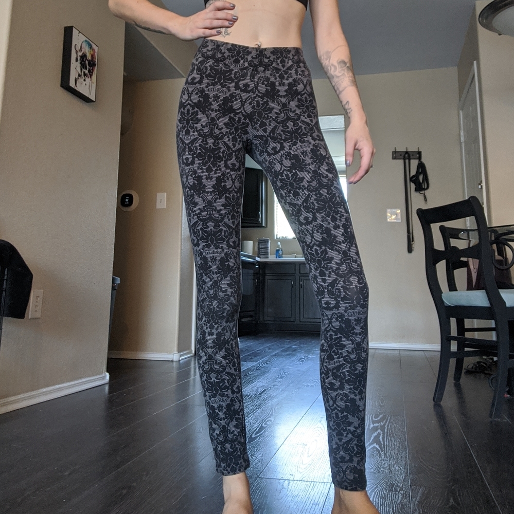 Guess leggings lace pattern